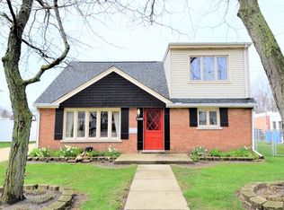 10918 Parkside Ave, Chicago Ridge, IL 60415
