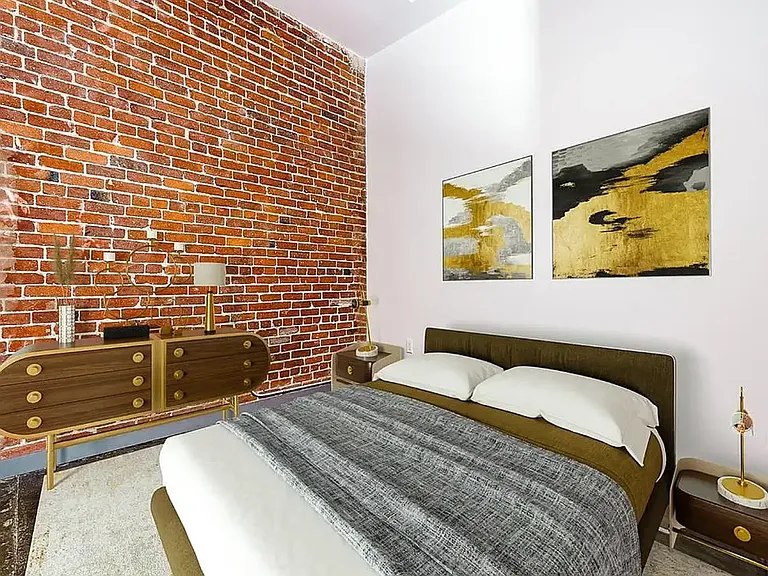 1411 Valencia St — Photo 16