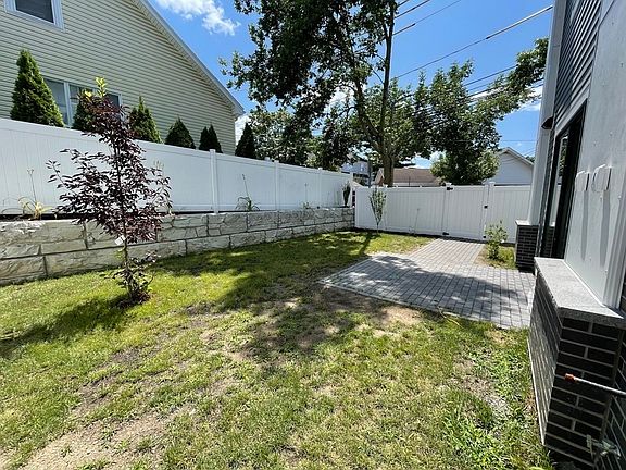 2nd image of 395 Alewife Brook Pkwy #1A