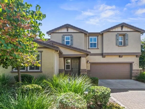 14 Cliff Breeze Pl, Sacramento, CA 95835