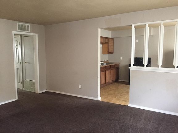 3rd image of 2908 NW 28th St APT A9