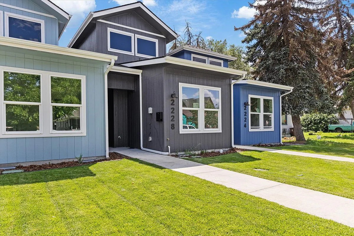 3 bed, 1220 sqft, $1,745 — Photo 4