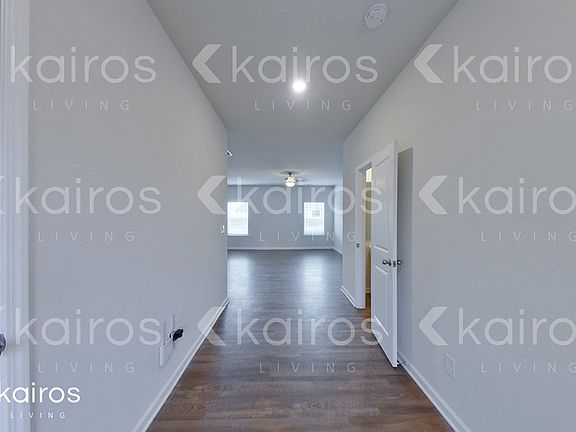 2nd image of 3544 Bridgewood Dr