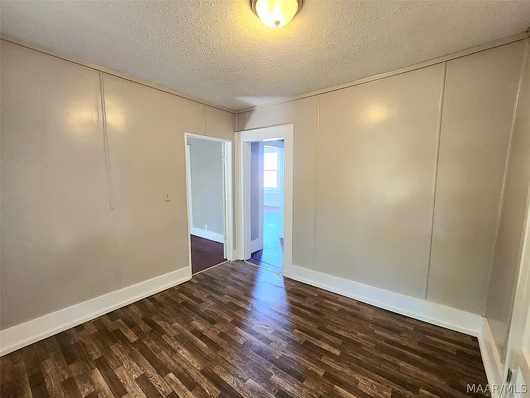 210 W Osceola St — Photo 7