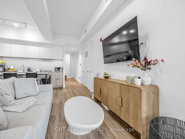 722 Marlee Ave #206 — Photo 13