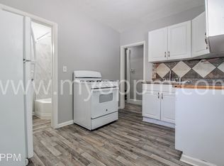 3130 Reynolds St #10126199, Omaha, NE 68112