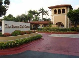 17212 NW 66th Ct, Hialeah, FL 33015