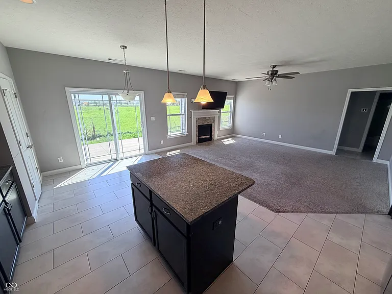 357 Indigo St — Photo 10
