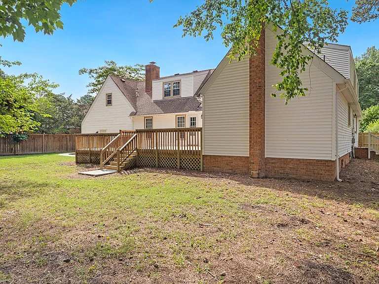 512 Bonsack Ct — Photo 48