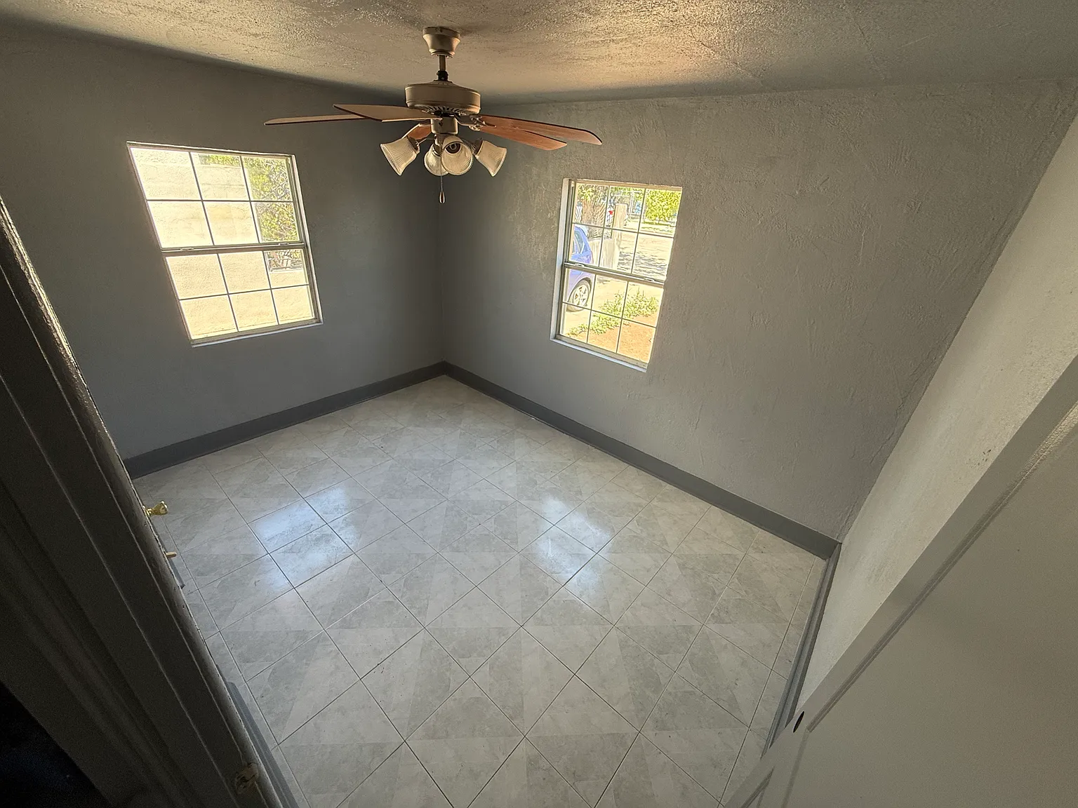 2 bed, 900 sqft, $1,295 — Photo 4