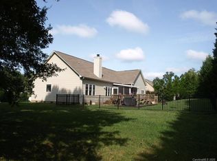 3694 Creek Ridge Dr, Denver, NC 28037