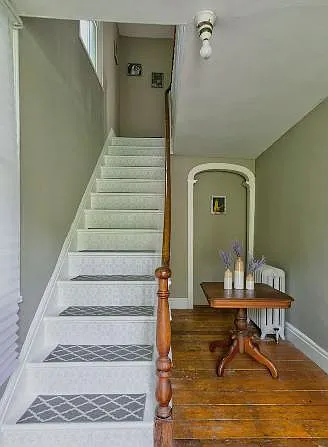 3 bed, 1200 sqft, $3,800 — Photo 3