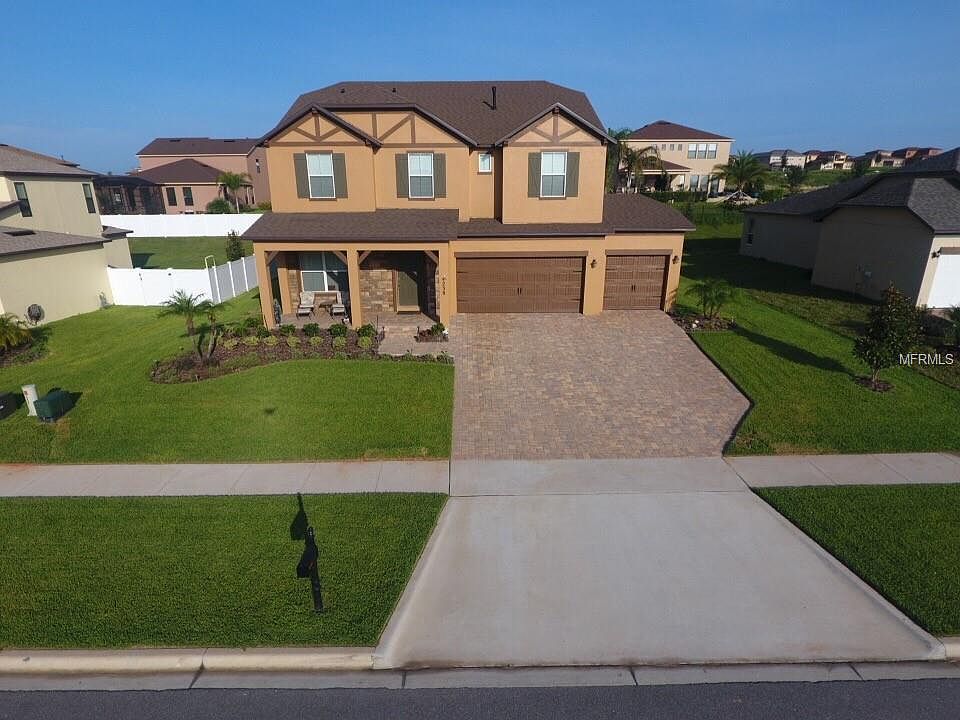 2nd image of 4238 Caplock St