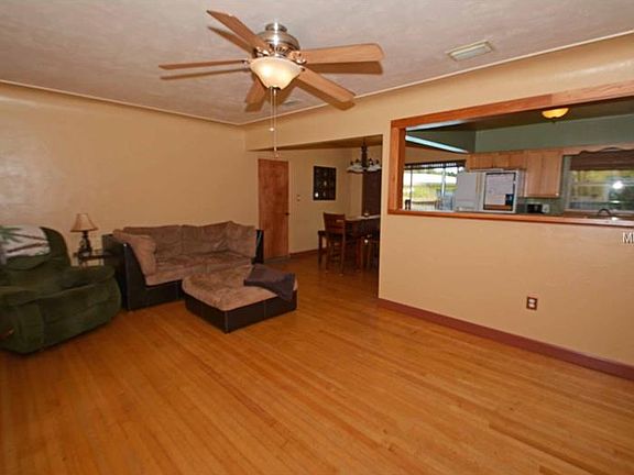 3rd image of 3991 26th Ave N