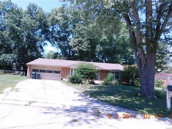 2239 Bradley Ct, Bellbrook, OH 45305