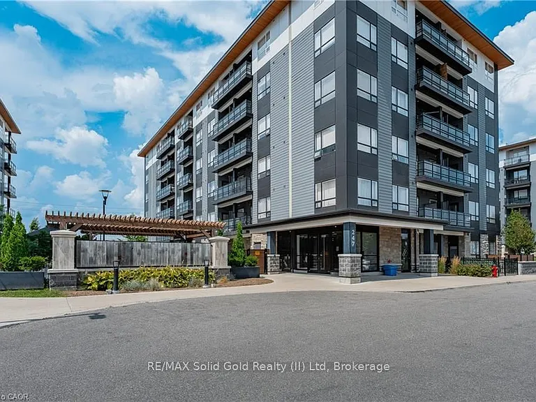 247 Northfield Dr E #210 — Photo 2