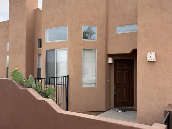 20 NORTHRIDGE Circle, Wickenburg, AZ 85390