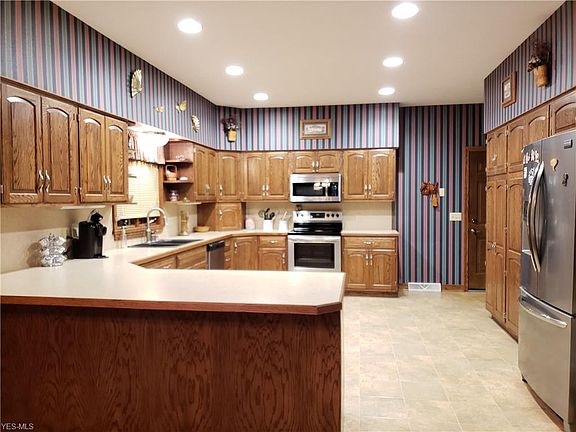 2nd image of 2026 Wood Haven Dr NW