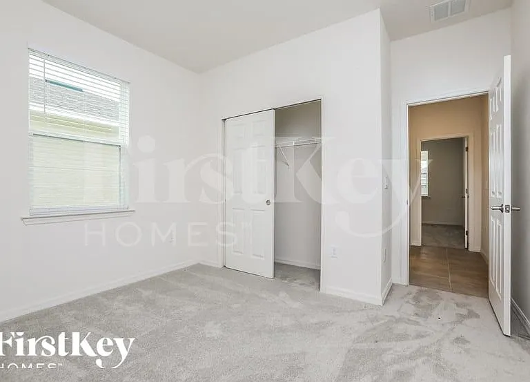 1257 Spokane Point — Photo 12