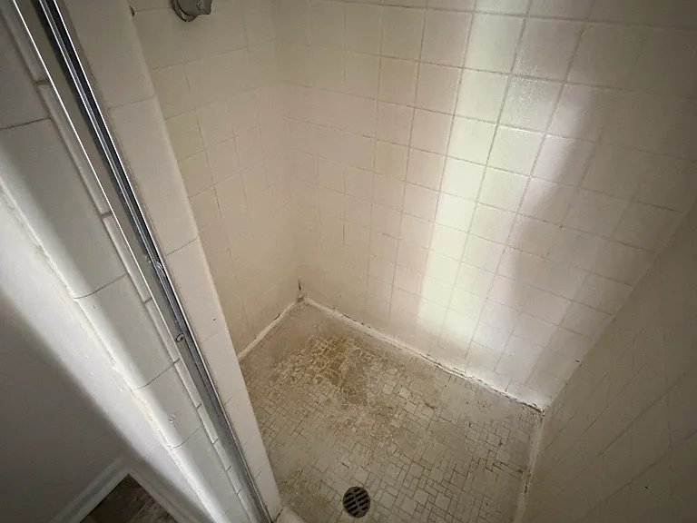 322 Michael St — Photo 9