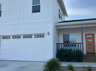 1402 Tuliptree Rd, Santa Rosa, CA 95403