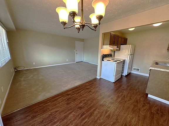 5th image of 4409 Country Club Dr APT 43
