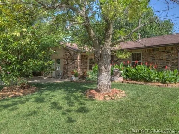 1100 W Oakridge St, Broken Arrow, OK 74012