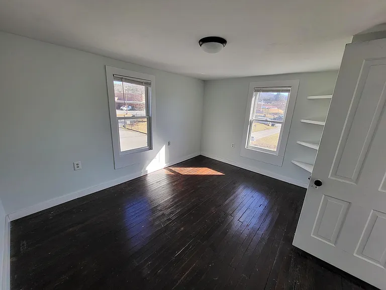 23 Cherry Ln #C — Photo 3