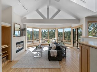 61005 River Bluff Trl, Bend, OR 97702