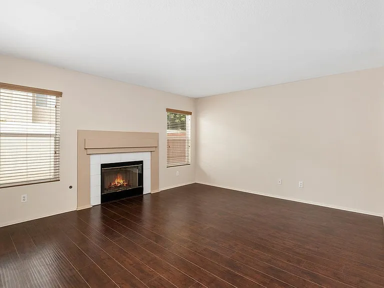 16474 Denhaven Ct — Photo 7