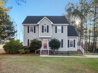 125 Wiley Oaks Dr, Wendell, NC 27591