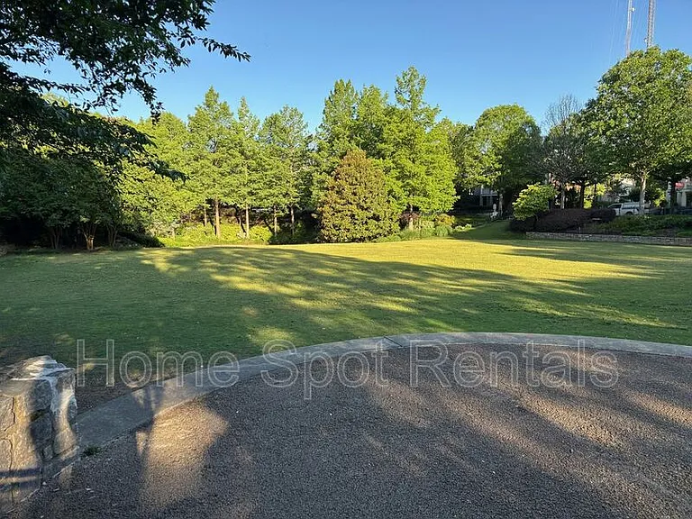 925 Garrett St SE #318 — Photo 28