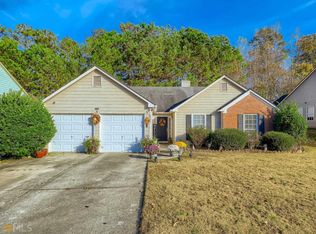 6035 Water Oaks Dr, Austell, GA 30106