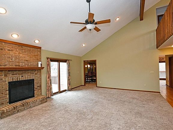 5th image of 8275 Miranda Pl