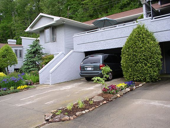 entrance and parking