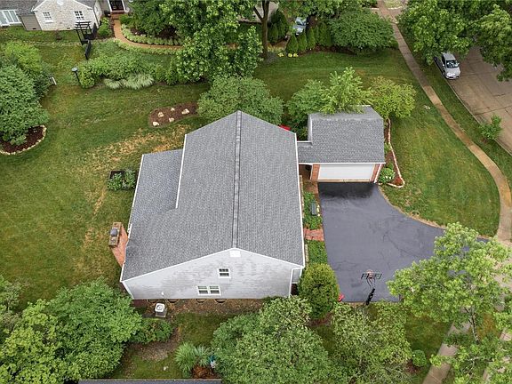 3rd image of 14626 Fairfield Farm Dr