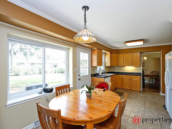 Kitchen / Breakfast Room