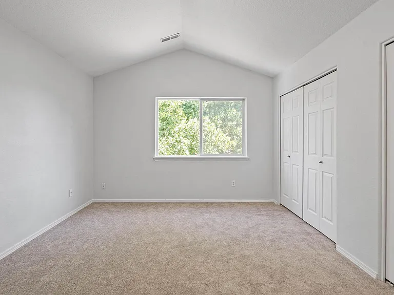 8526 N Haven Ave — Photo 21