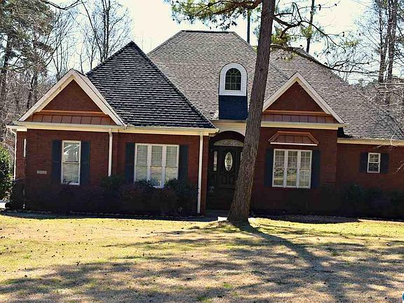 3rd image of 2521 Lookout Mountain Dr