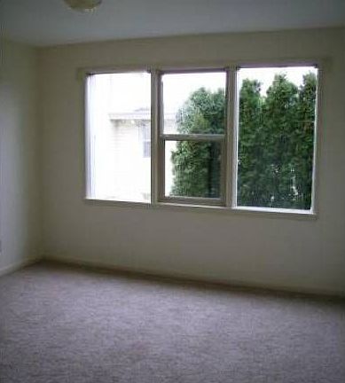 Bedroom (Similar)