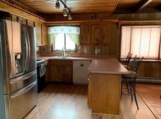 4141 Chestnut Hill Dr, Lake Ariel, PA 18436