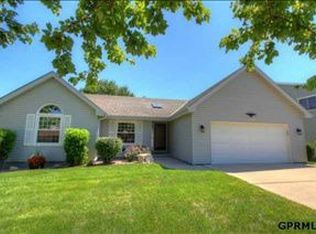 4369 S 153rd Cir, Omaha, NE 68137