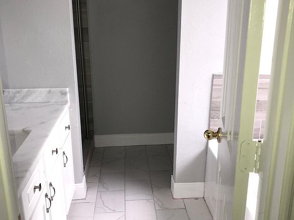4th image of 3109 Quail Run Dr