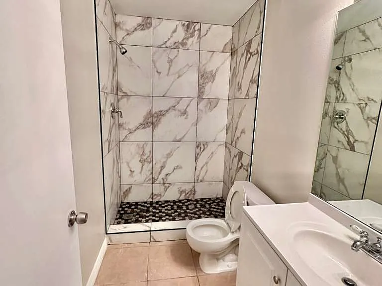 2835 Stoneway Ln #D — Photo 17
