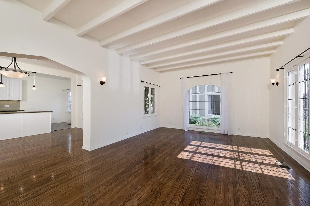 2 bed, 1650 sqft, $4,995 — Photo 3