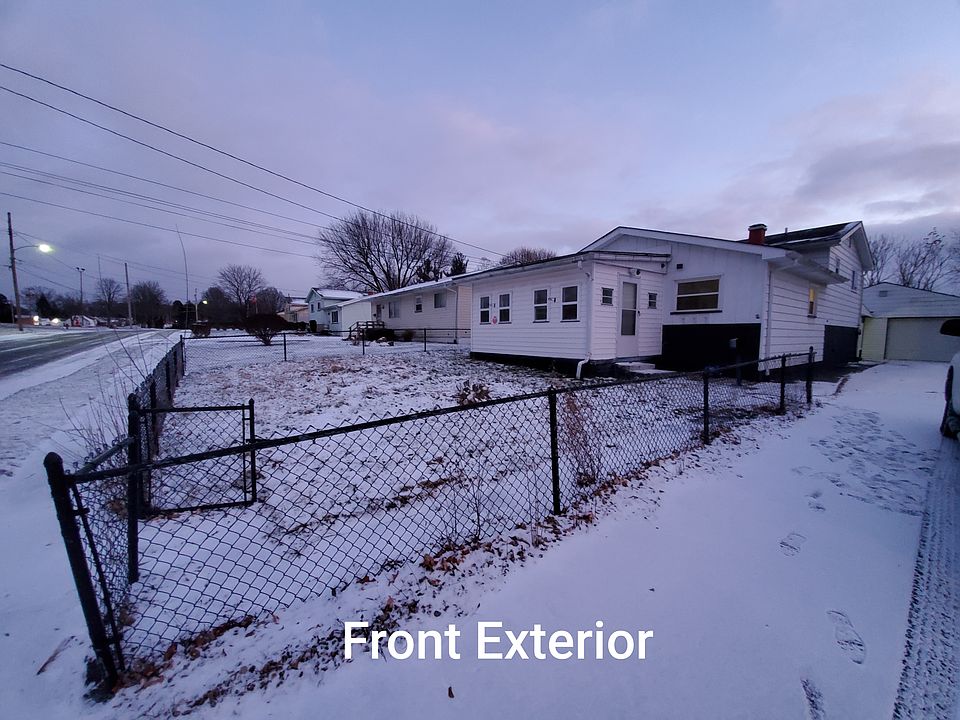 1st image of 327 Jackson St