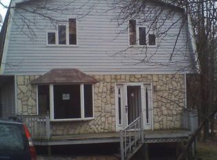 36 Woodland Rd, Albrightsville, PA 18210
