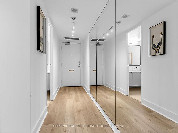 3rd image of 10 Avoca Ave #401