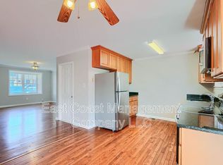 28 Ebbing Ct, Essex, MD 21221