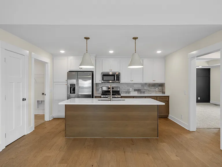 1605 Collins View Way — Photo 9